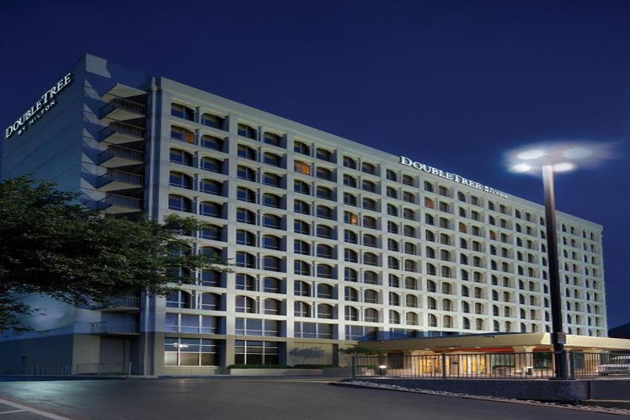 Doubletree By Hilton Dallas Market Center Buitenkant foto