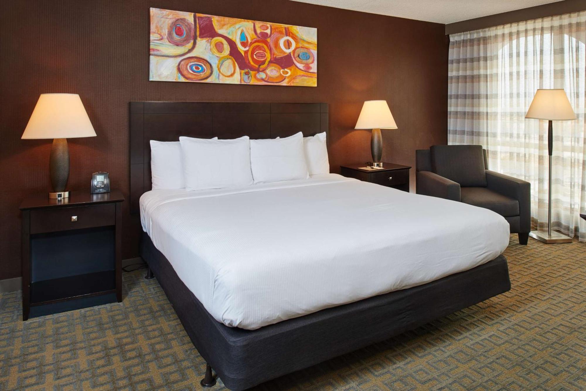 Doubletree By Hilton Dallas Market Center Buitenkant foto
