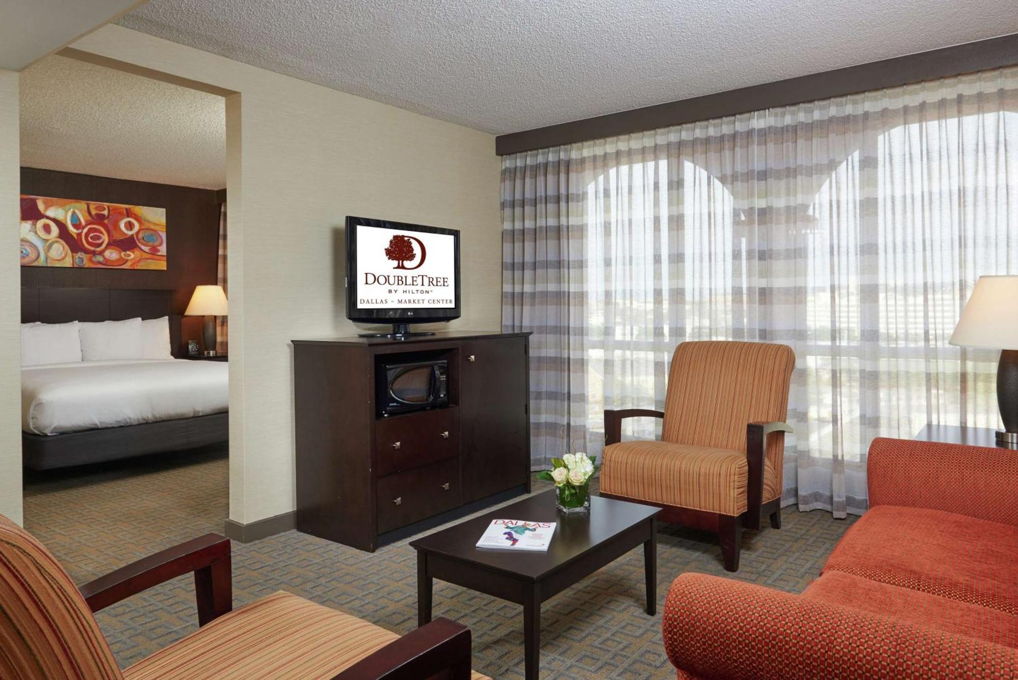 Doubletree By Hilton Dallas Market Center Buitenkant foto