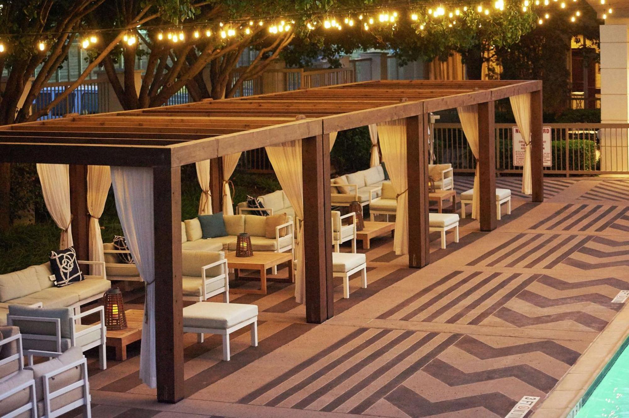 Doubletree By Hilton Dallas Market Center Buitenkant foto
