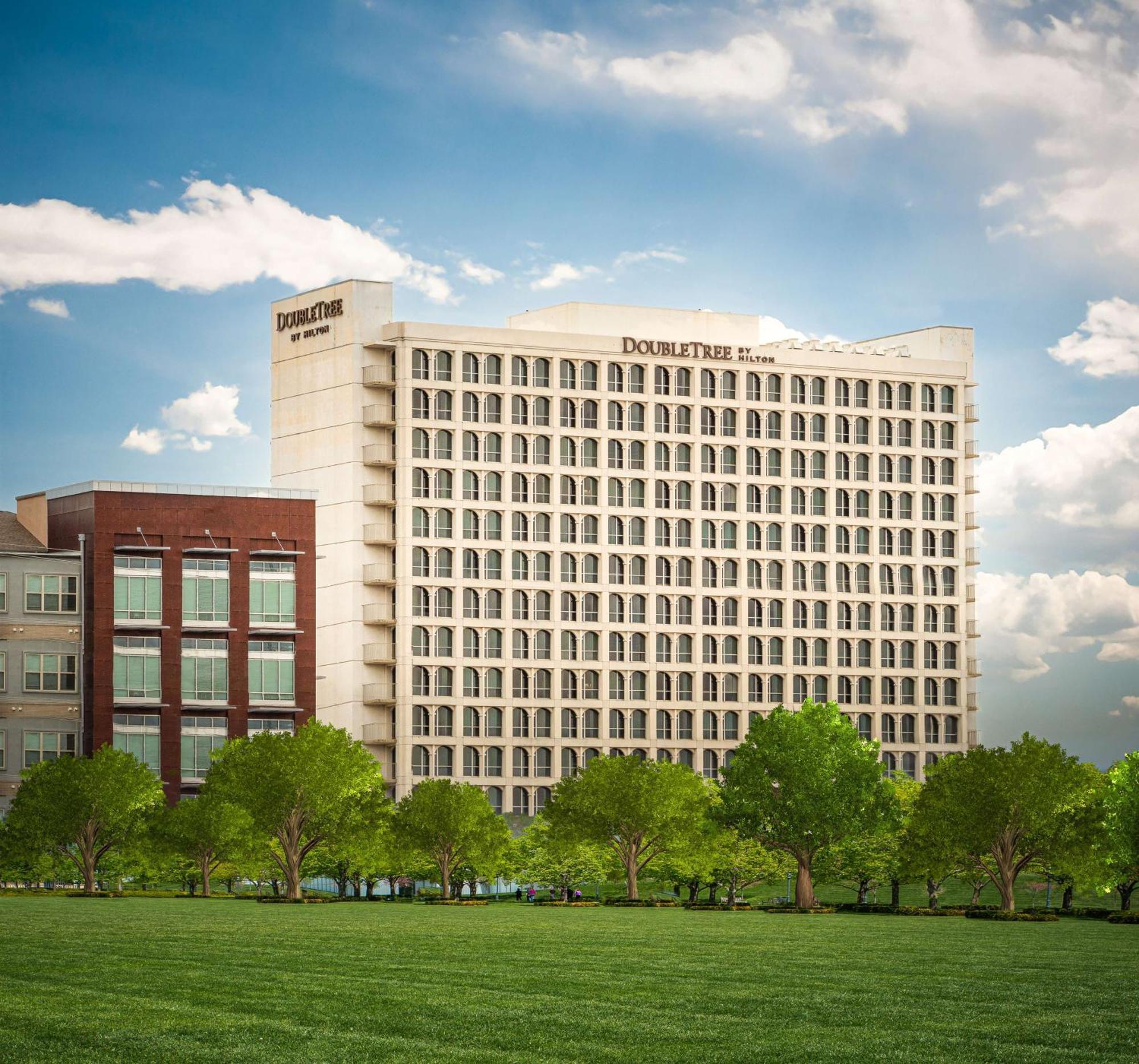 Doubletree By Hilton Dallas Market Center Buitenkant foto