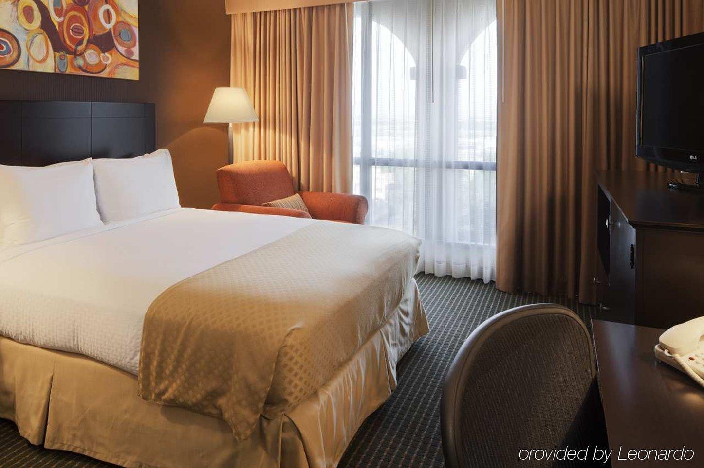 Doubletree By Hilton Dallas Market Center Kamer foto